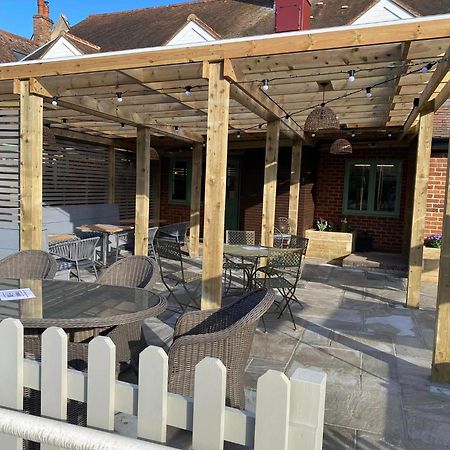 The Queens Head Inn Milton Ernest Exterior foto