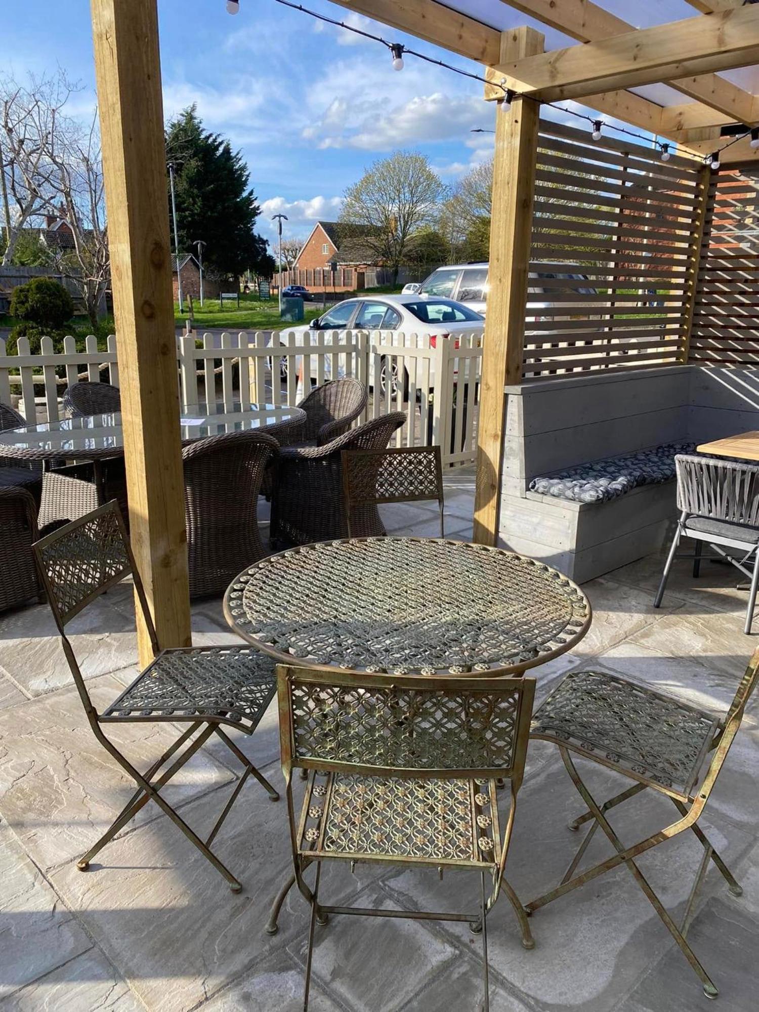 The Queens Head Inn Milton Ernest Exterior foto
